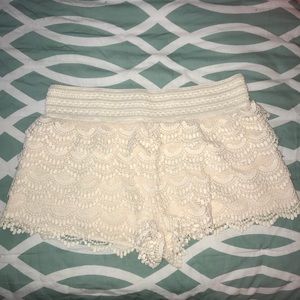 Jolt lace shorts!